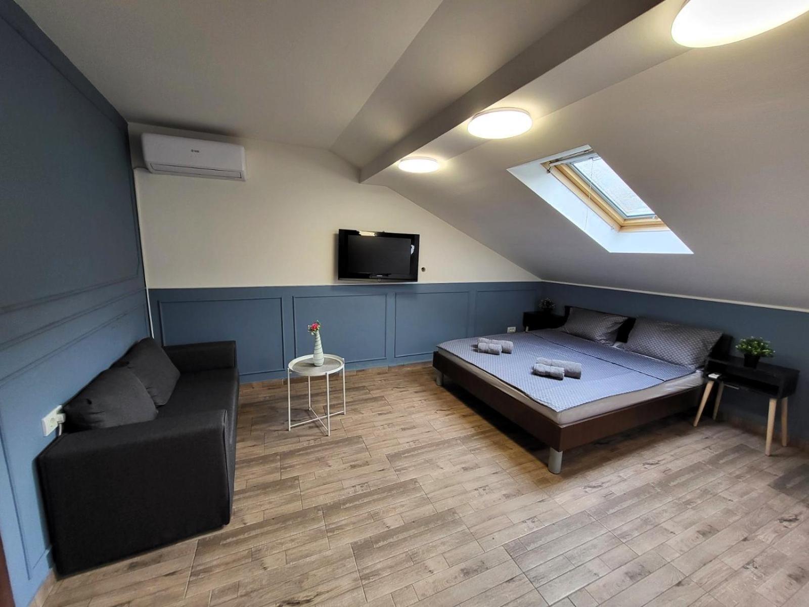Guesthouse Ozegovic Belgrado Esterno foto