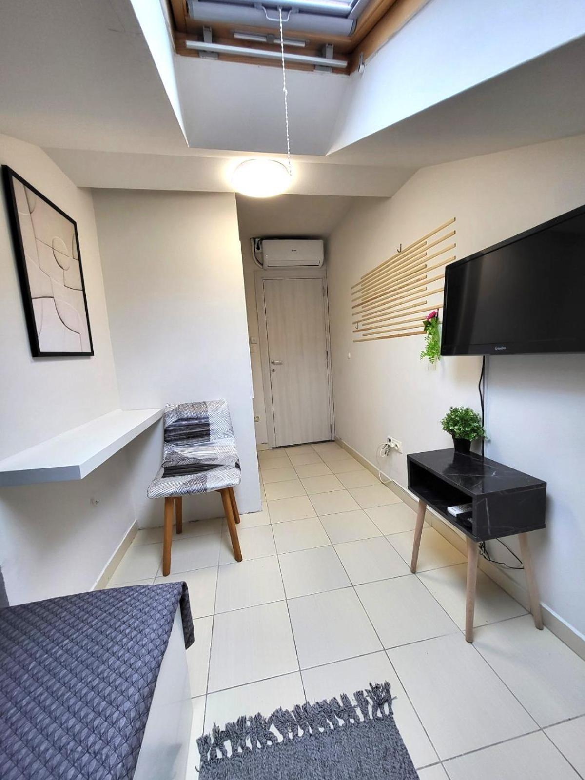 Guesthouse Ozegovic Belgrado Esterno foto